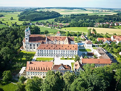 Kloster Holzen von oben
