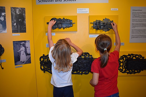 Kinder erkunden das Heimatmuseum in Donauwörth Kinder erkunden das Heimatmuseum in Donauwörth