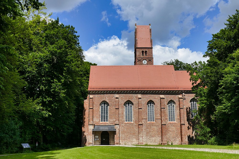 Burgkirche "Maria vom Sieg" in Oberwittelsbach Burgkirche "Maria vom Sieg" in Oberwittelsbach