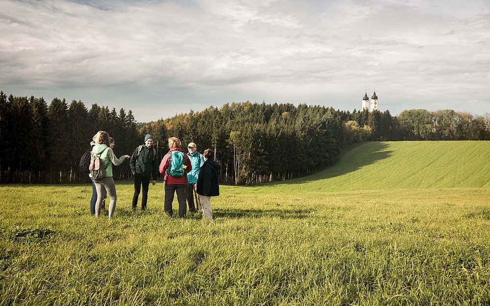 Wander Roggenburg Blick zum Kloster