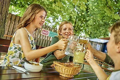 Biergarten im Wittelsbacher Land bei Augsburg