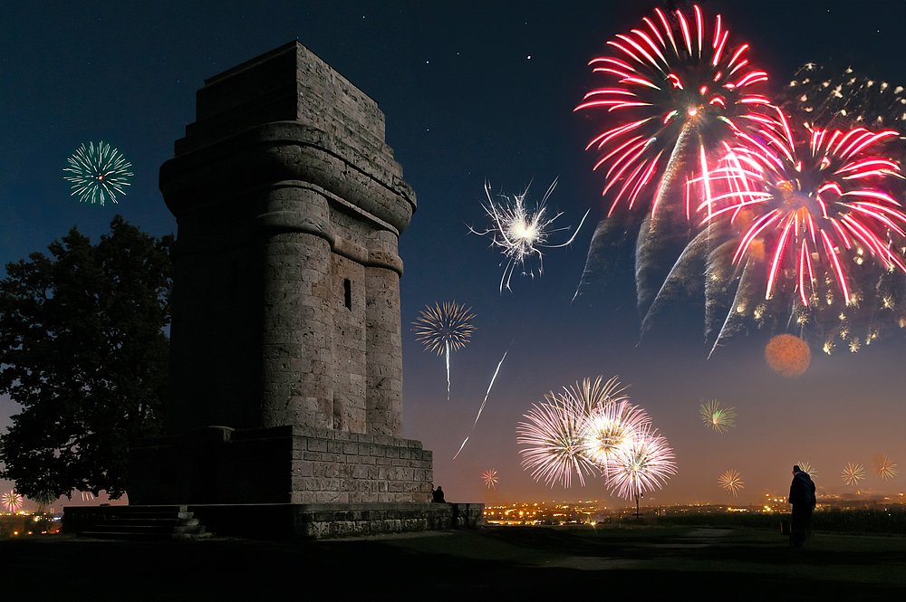 Silvesterfeuerwerk am Bismarckturm Steppach