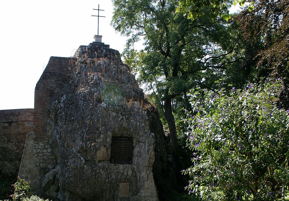 Mangoldfelsen in Donauwörth Mangoldfelsen in Donauwörth