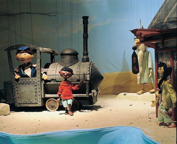 Szene vom Jim Knopf in der Augsburger Puppenkiste Szene vom Jim Knopf in der Augsburger Puppenkiste