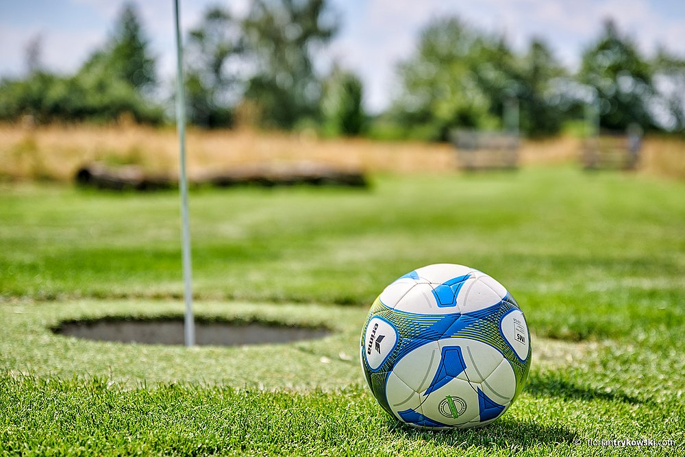 Fußball beim Soccergolf in Rehling