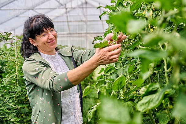 Stefanie Pröbstle, in der Gärtnerei