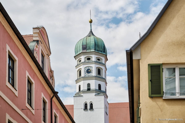 Schwäbische Barockkirche in Lauingen an der Donau Schwäbische Barockkirche in Lauingen an der Donau