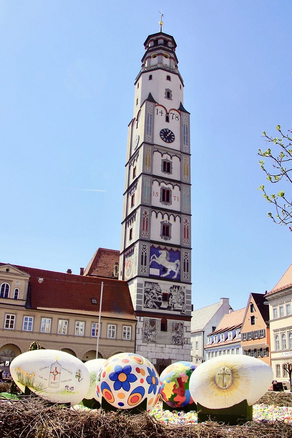 Der prächtige Schimmelturm mit Lauinger Osternest Der prächtige Schimmelturm mit Lauinger Osternest