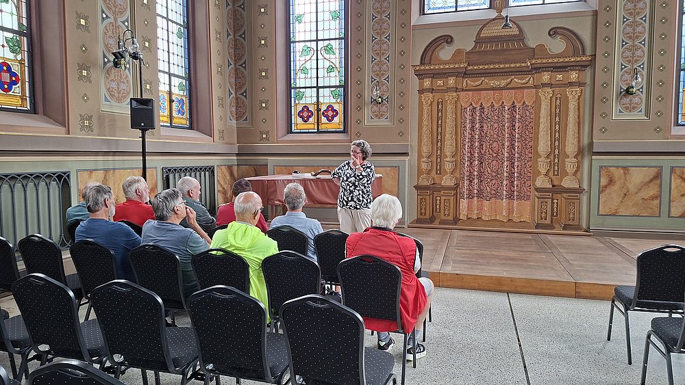 Gruppenführung in der Synagoge Ichenhausen Gruppenführung in der Synagoge Ichenhausen