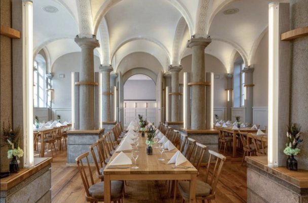 Wirtshaus Gaststube Kloster Holzen