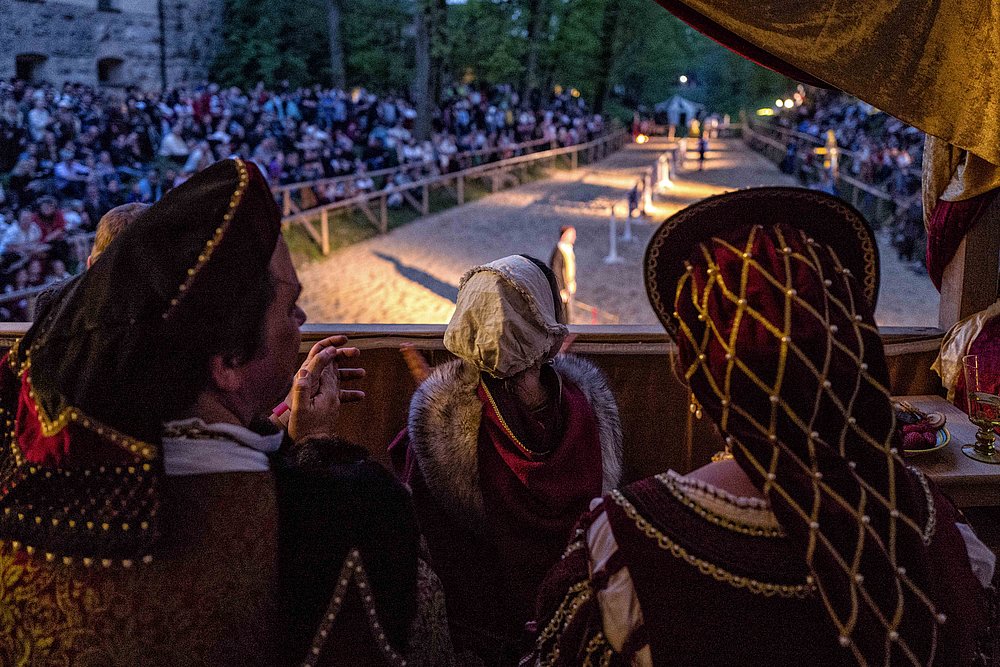 Ritterturnier auf dem Historische Markt Oettingen