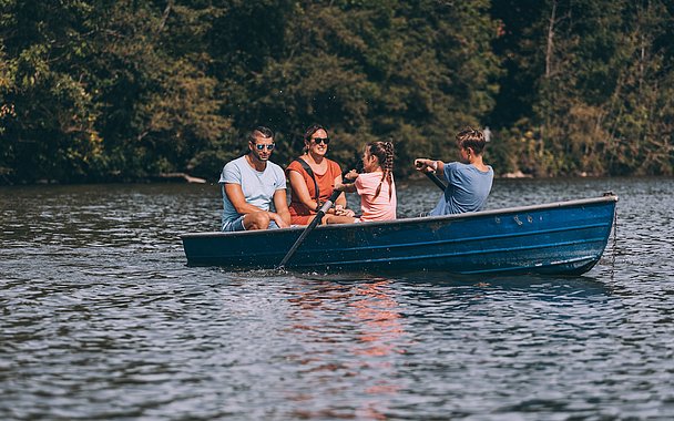 Boottour Roggenburger Weiher Familie