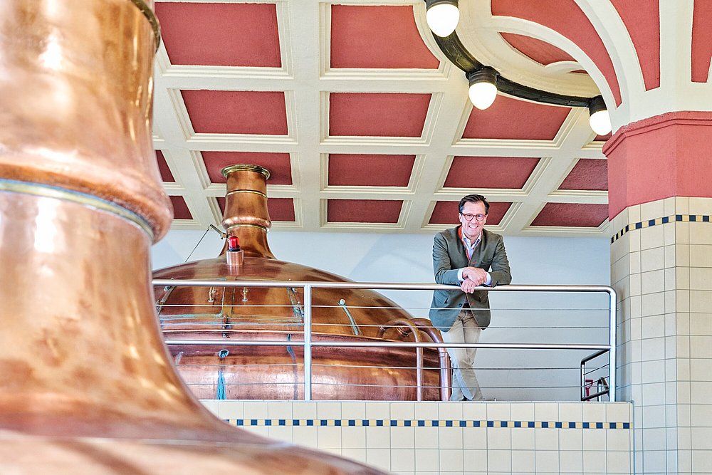 Das architektonisch anspruchsvolle Sudhaus der Brauerei Riegele mit Inhaber Das architektonisch anspruchsvolle Sudhaus der Brauerei Riegele mit Inhaber
