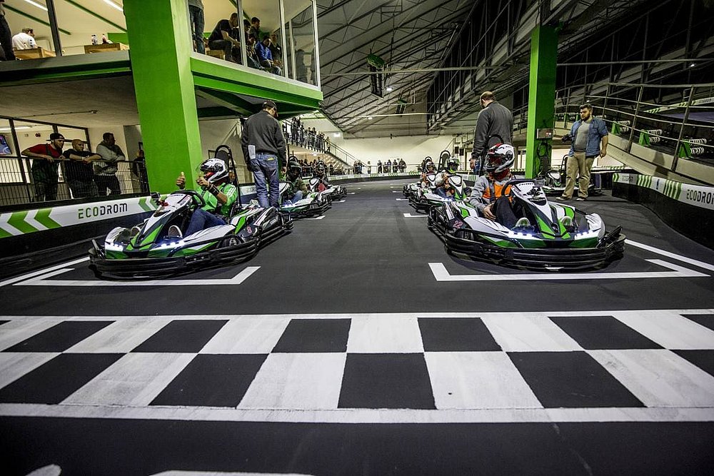 Elektro-Karts fahren im Ecodrom in Neu-Ulm
