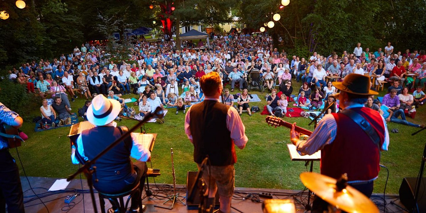 Rainer Winkel-Festival Rain Rainer Winkel-Festival Rain