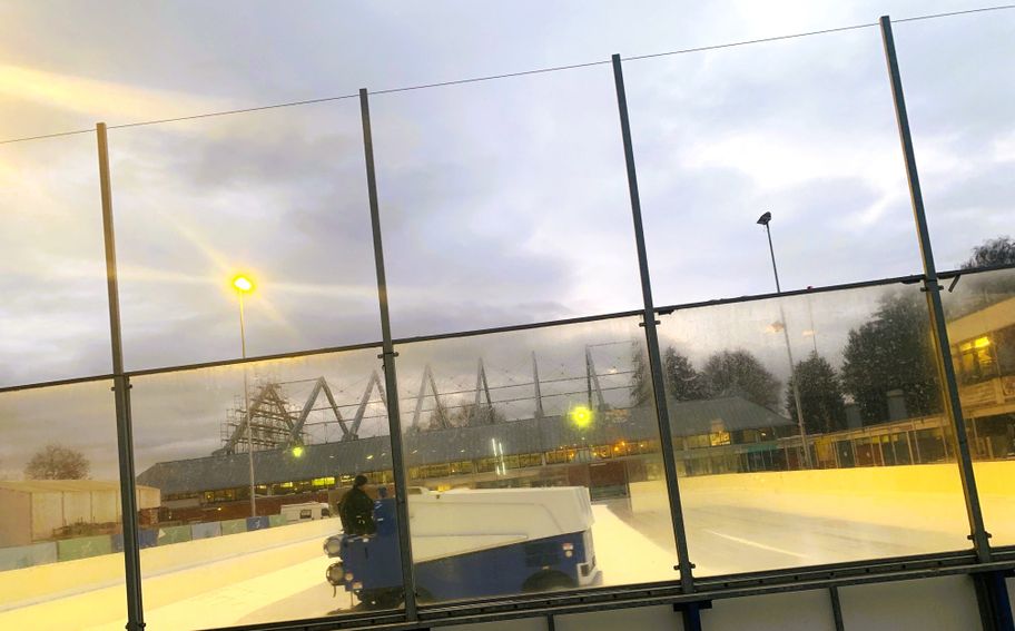 Eis der Freipiste wird fein gemacht.jpg