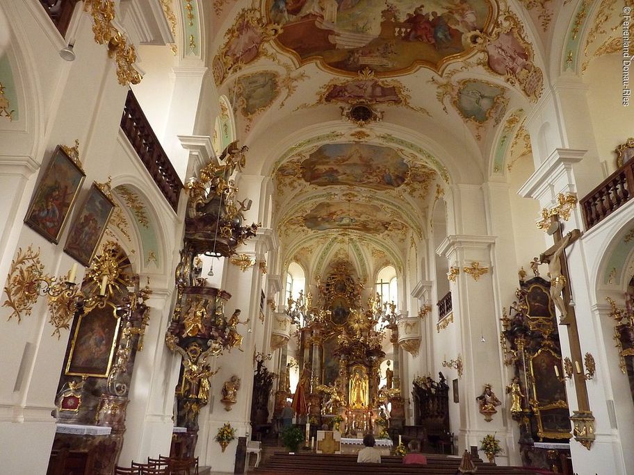 7539033_wallfahrtsbasilika-wemding-innen.jpg