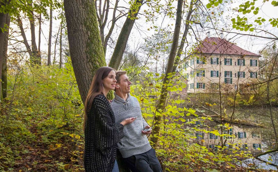 lauschtour_sisi-schlossblick_-c-fouadvollmer