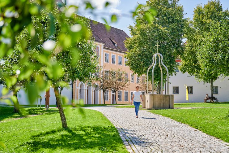 Wandern und Meditieren in Oberschönefeld
