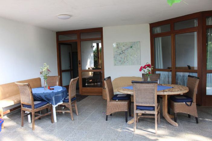 Terrasse und Freisitz für die Ferienwohnungen