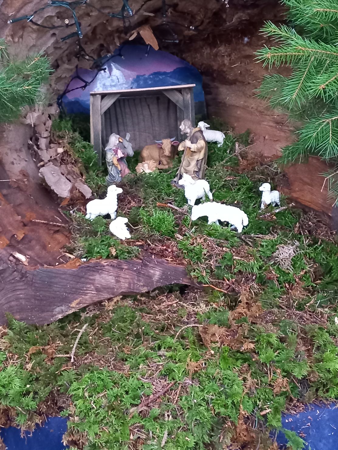 12 Wurzel- und Laternenkrippen im Freien in Gottmannshofen