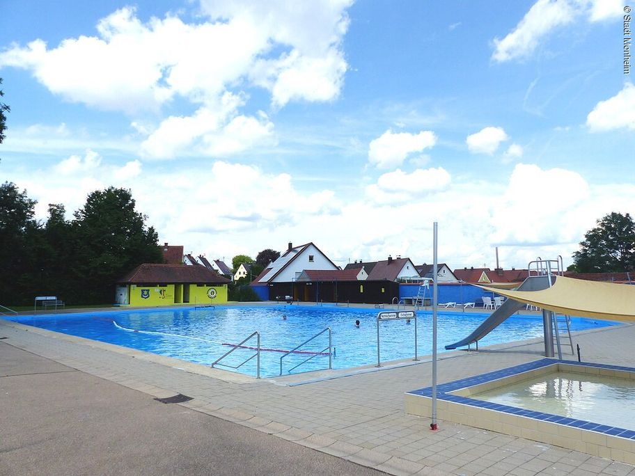 17591999_freibad-monheim-5-bild-peter-ferber.jpg