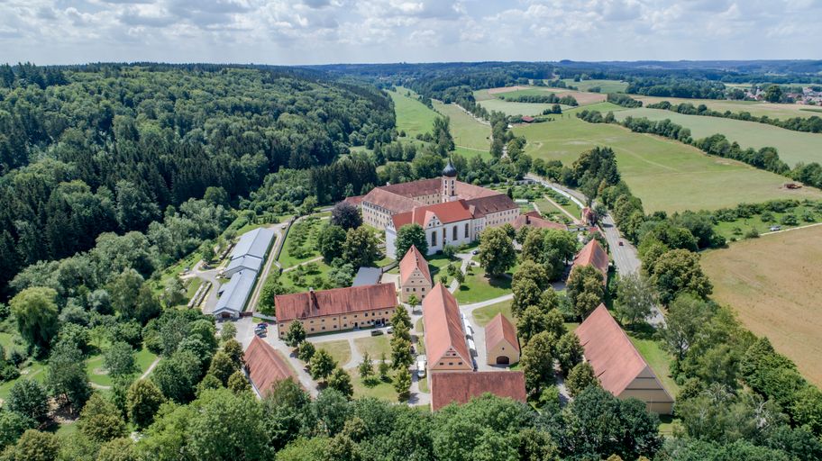 Kloster und Volkskundemuseum Oberschönenfeld