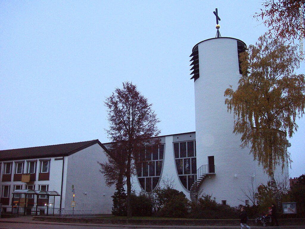 Kath. Pfarrkirche St. Josef der Arbeiter