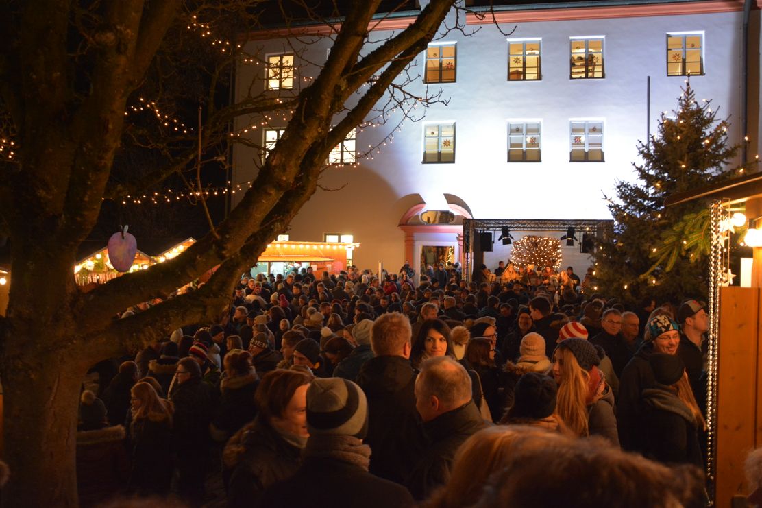 Burgauer Schlossweihnacht