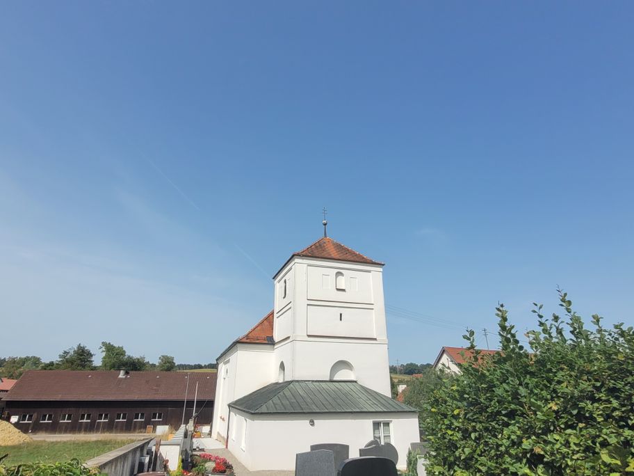 Die markante Kirche von Waldberg