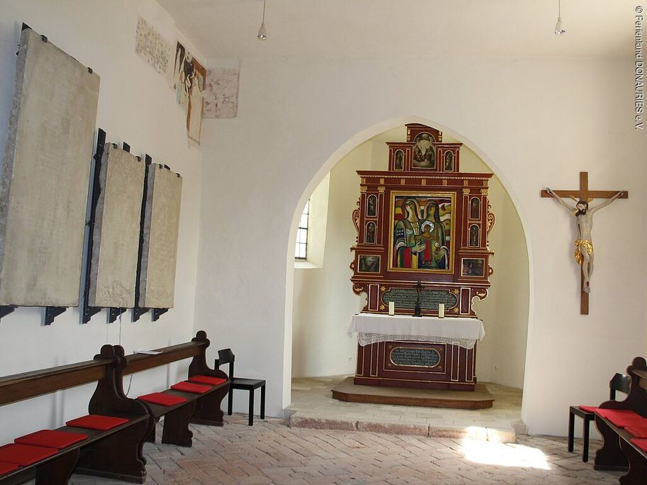 14177571_innenansicht-st-anna-kapelle-hainsfahrt.jpg
