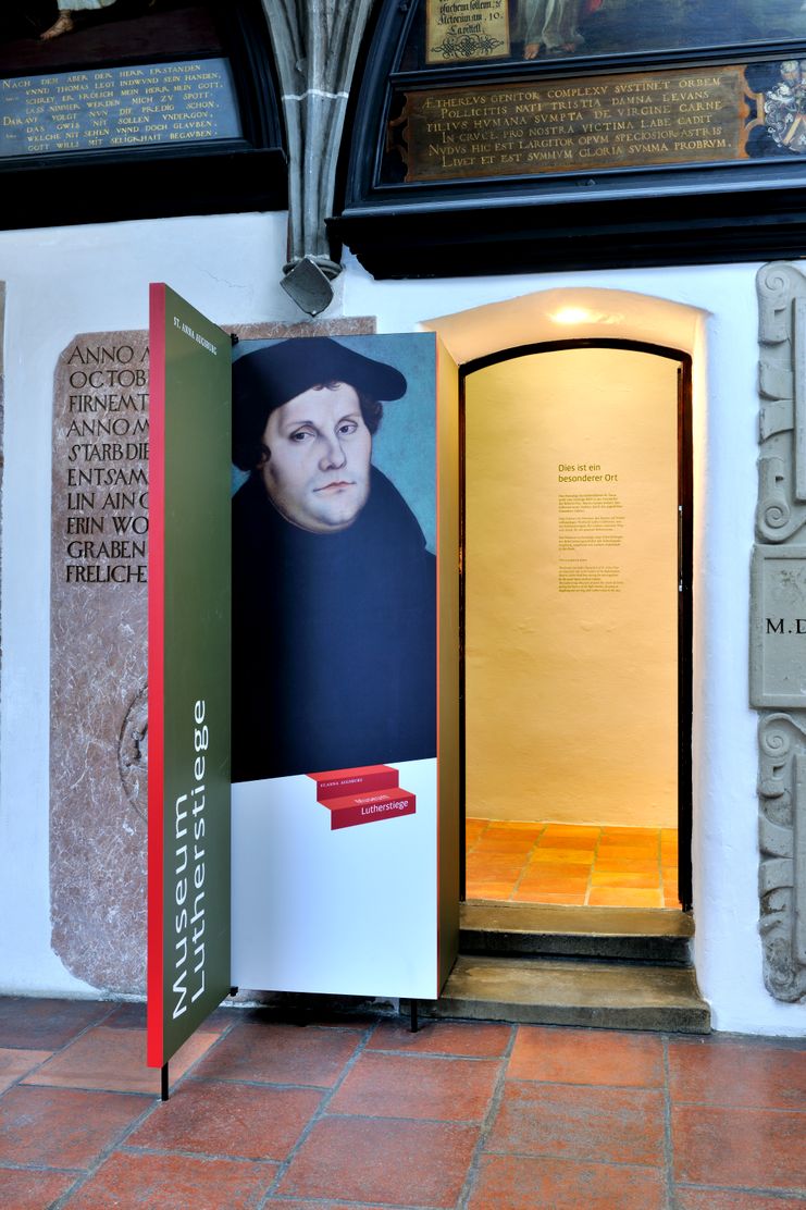 Eingang Lutherstiege