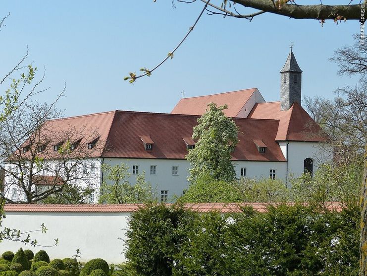 Kath. Klosterkirche Maria Mutter des Erlösers