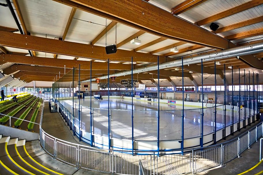 Donaubad Eislaufbahn©Donaubad (2).jpg