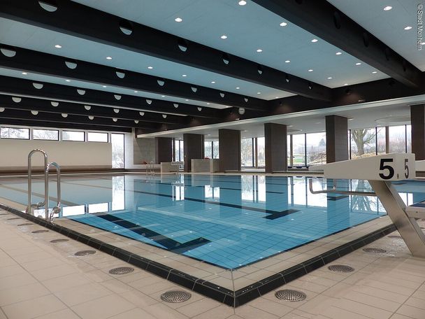 17453751_saniertes-schwimmerbecken.jpg