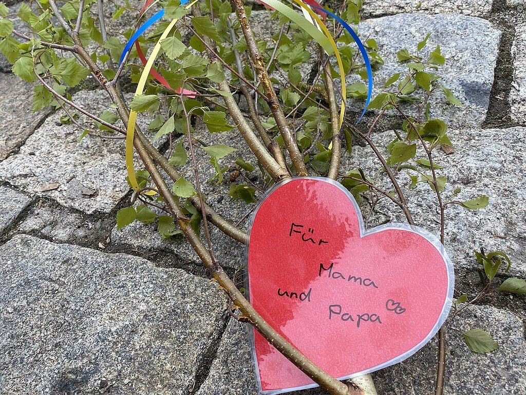 Maibaumfest mit Tanz und Musik