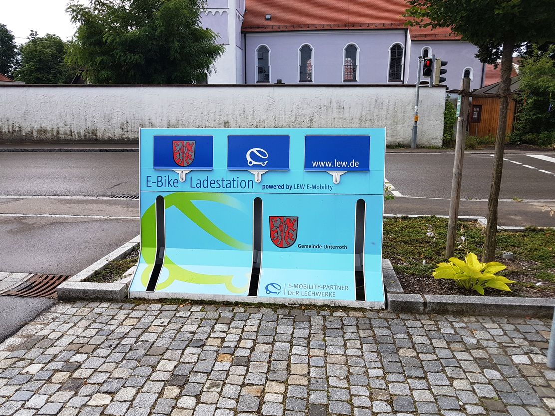 E-Bike-Ladestation an der Illertisser Straße in Unterroth
