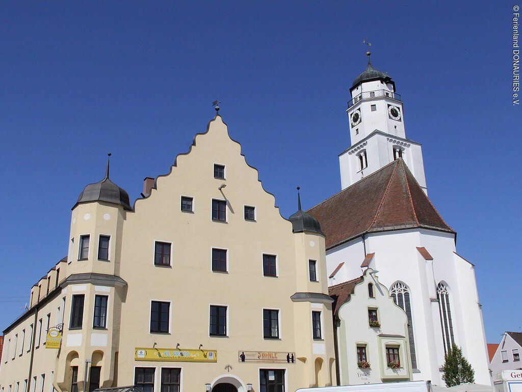 Kath. Stadtpfarrkirche Mariä Himmelfahrt