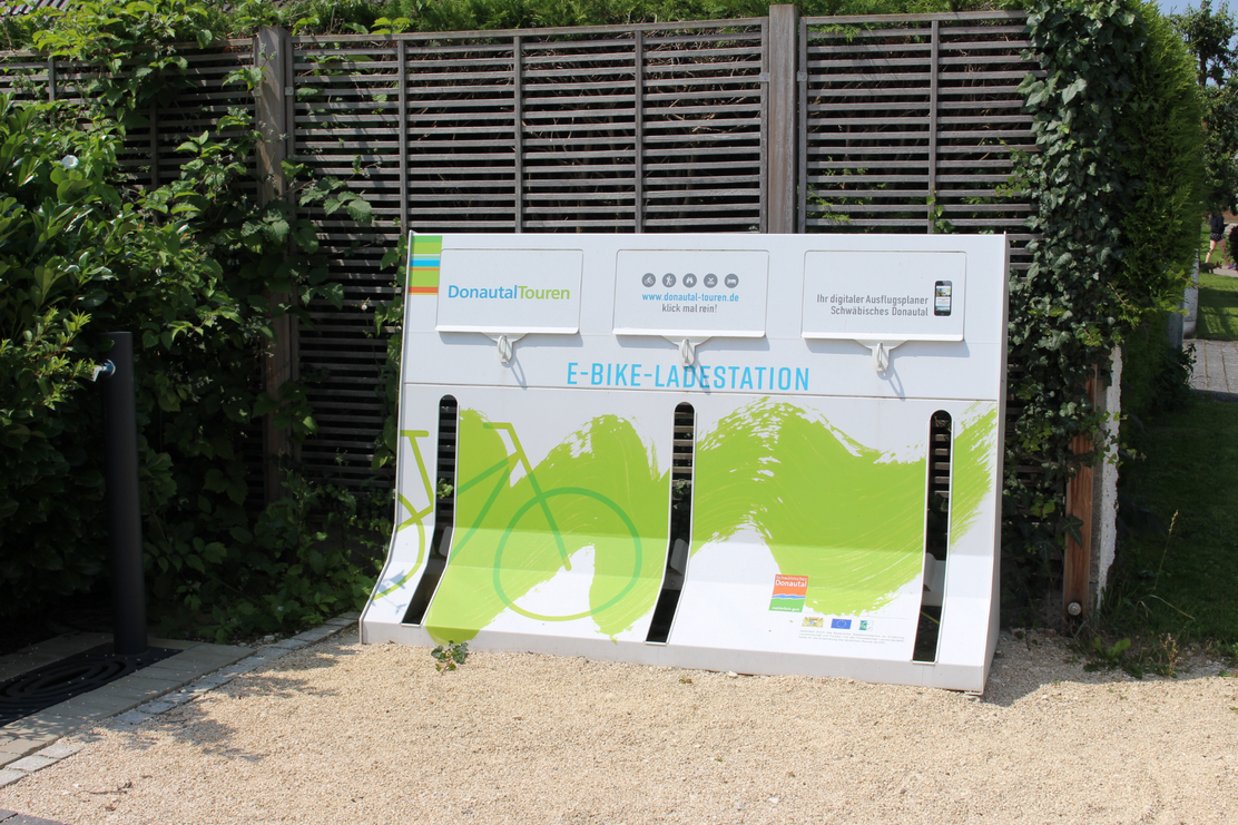 E-Bike Ladestation beim IBL Lutzingen