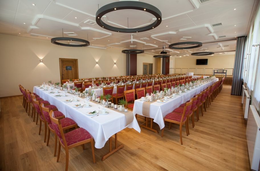 Neumaiers Hirsch Gasthof und Landhotel