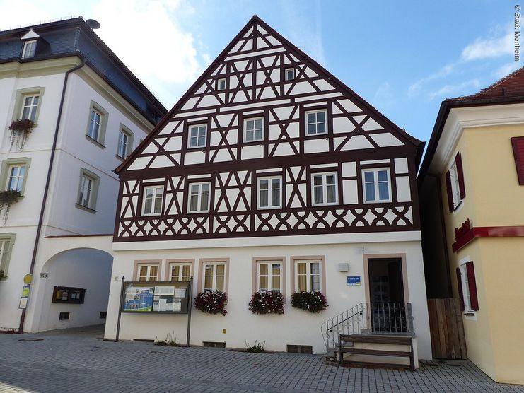 Tourist-Information Stadt Monheim - Monheimer Alb