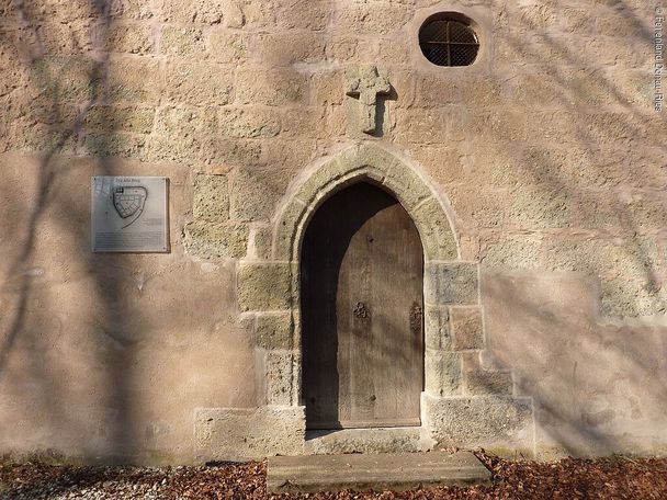 9595727_eingang-st-hippolyt-riesbuerg.jpg