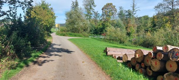 Der Start- und Zielpunkt der Runde liegt südlich von Ebershausen.