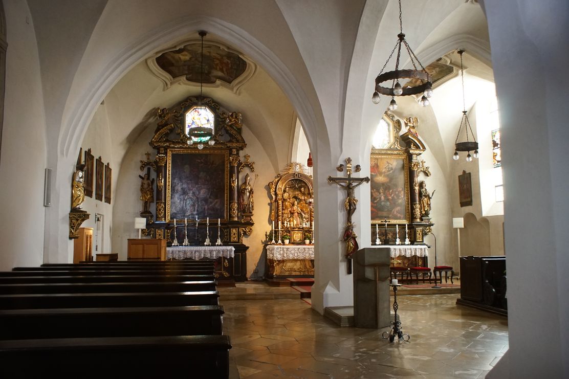 Spitalkirche innen_Erich Echter.JPG