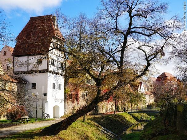 15208543_donauwoerth_faerberttoerl.jpg