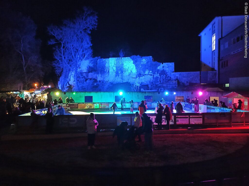 Schlittschuhbahn an der Freilichtbühne in Donauwörth