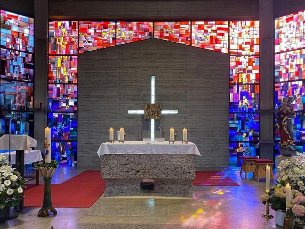 17511409_moettingen-st-theresia.jpg
