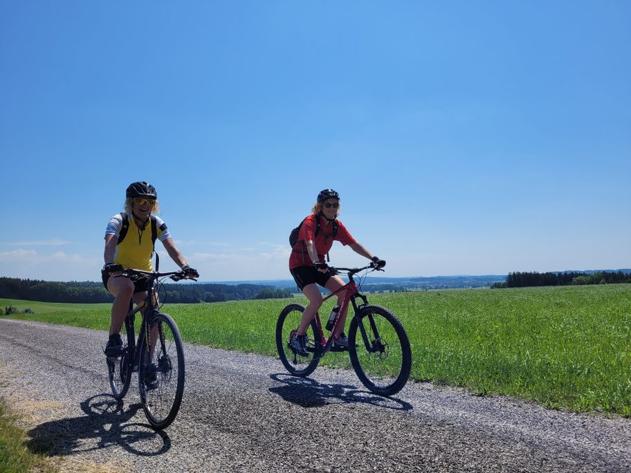 Auf einsamen Wegen Richtung Arlesried.
