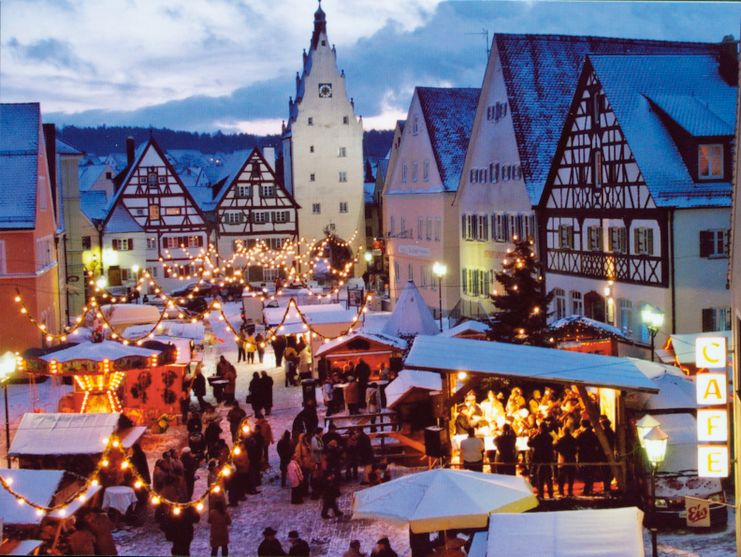 Monheim_Weihnachtsmarkt_c_RudolphHanke