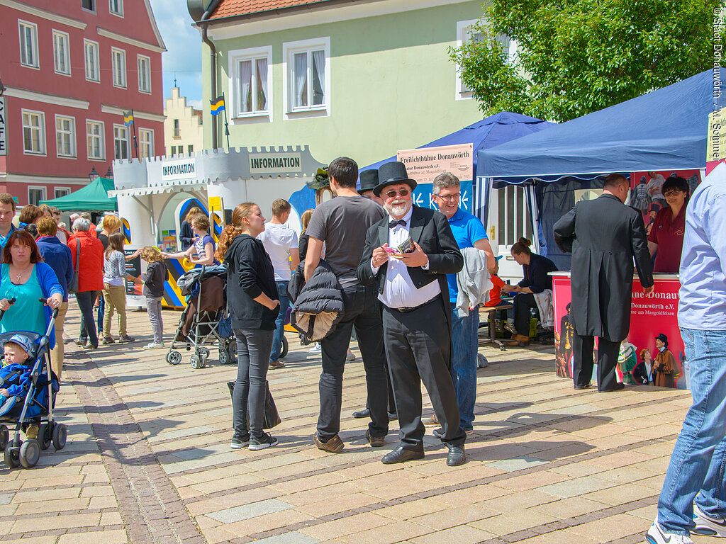 Donauwörther Maimarkt mit Europa-Wochenende